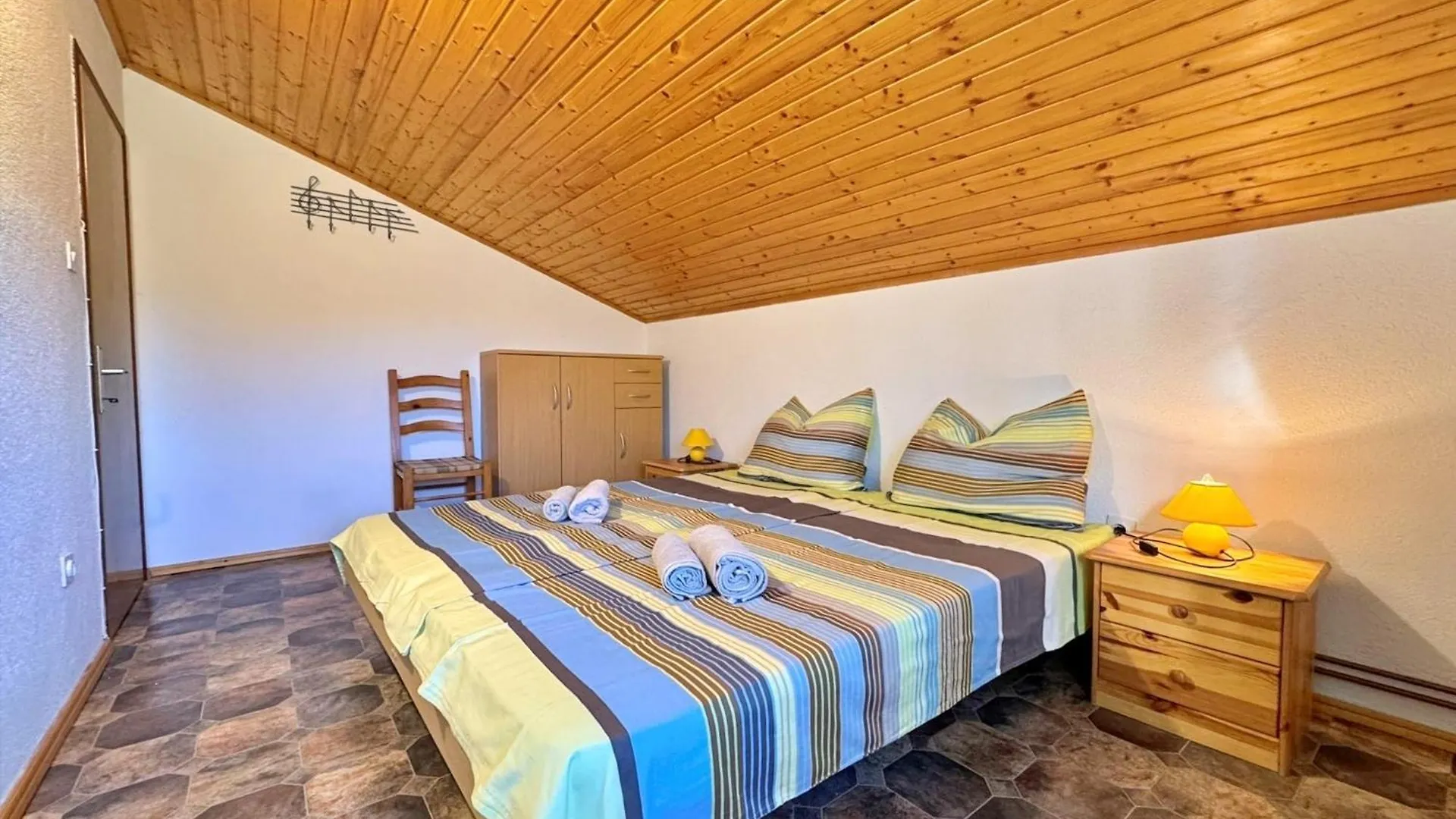 Apartments With A Parking Space Nska, Krk - 23878 Malinska