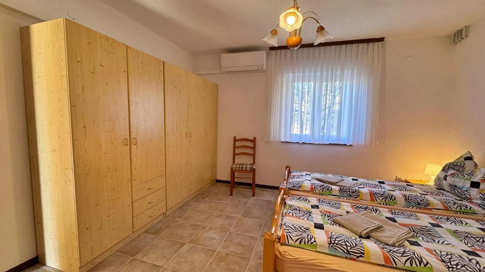 Apartments With A Parking Space Nska, Krk - 23878 Malinska