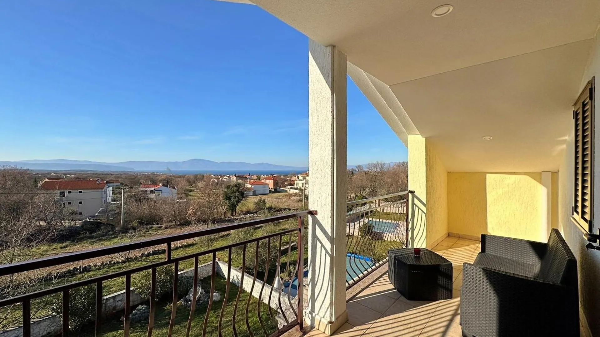 Apartments With A Parking Space Nska, Krk - 23878 Malinska Croatia