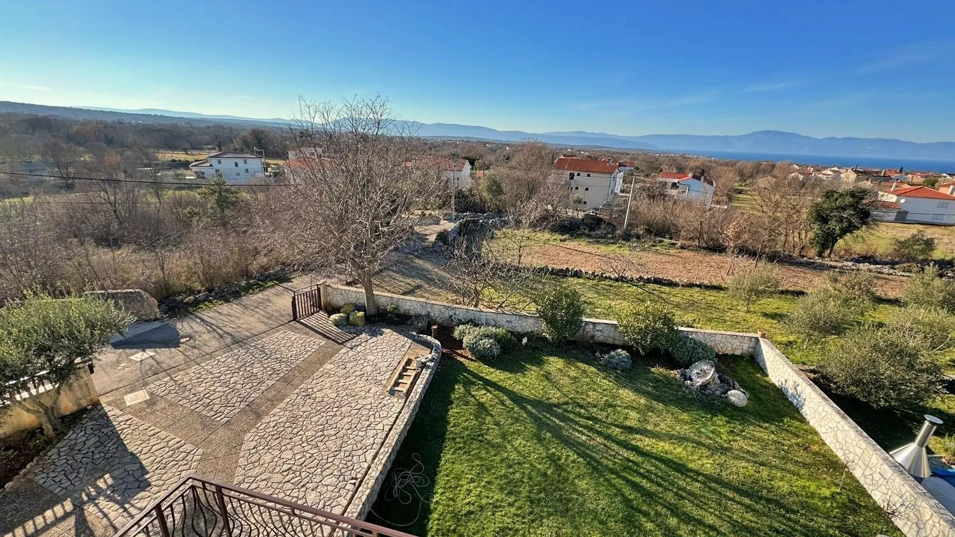 Apartments With A Parking Space Nska, Krk - 23878 Malinska 0*,  Croatia