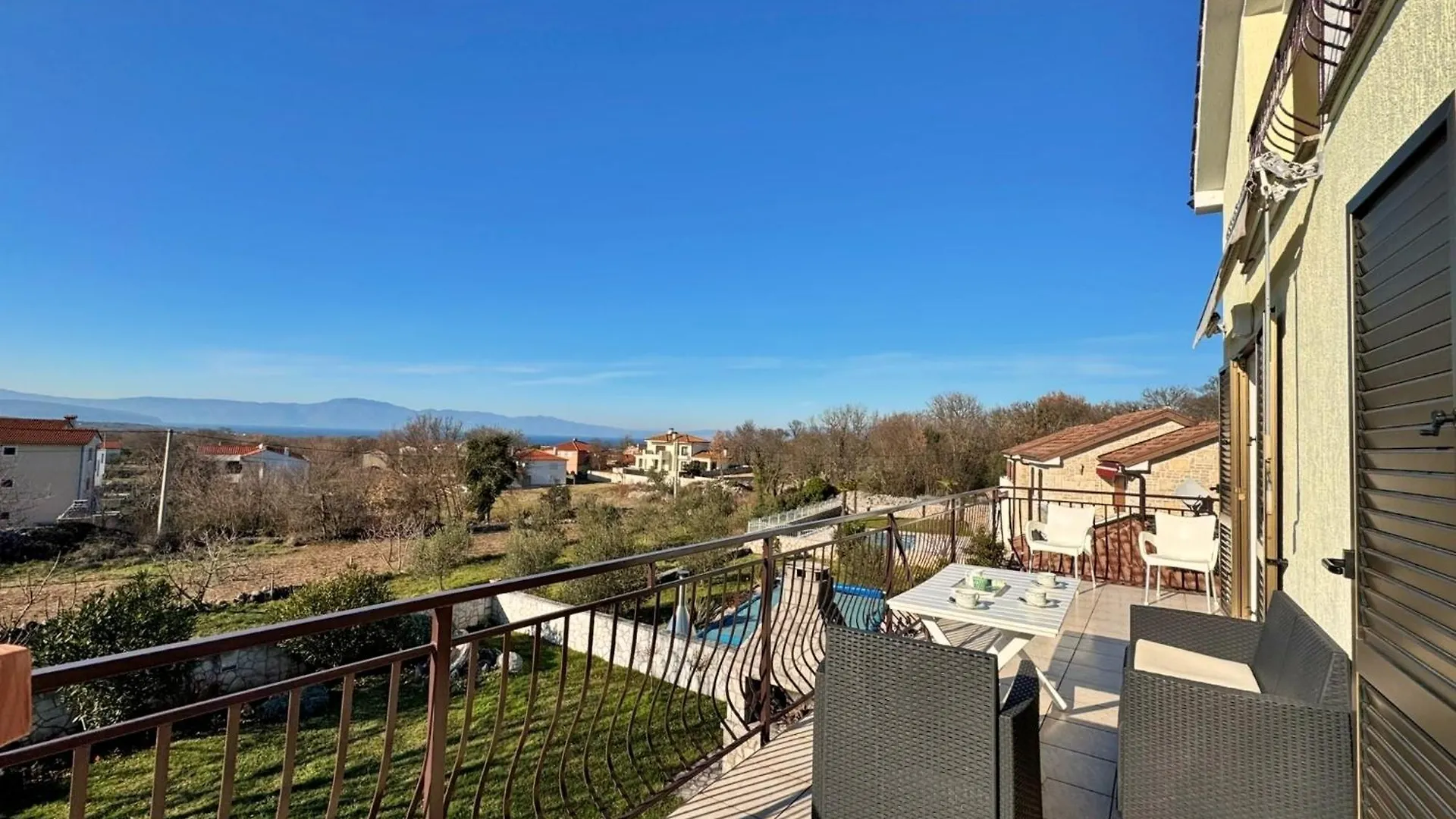 Apartments With A Parking Space Nska, Krk - 23878 Malinska 0*,  Croatia