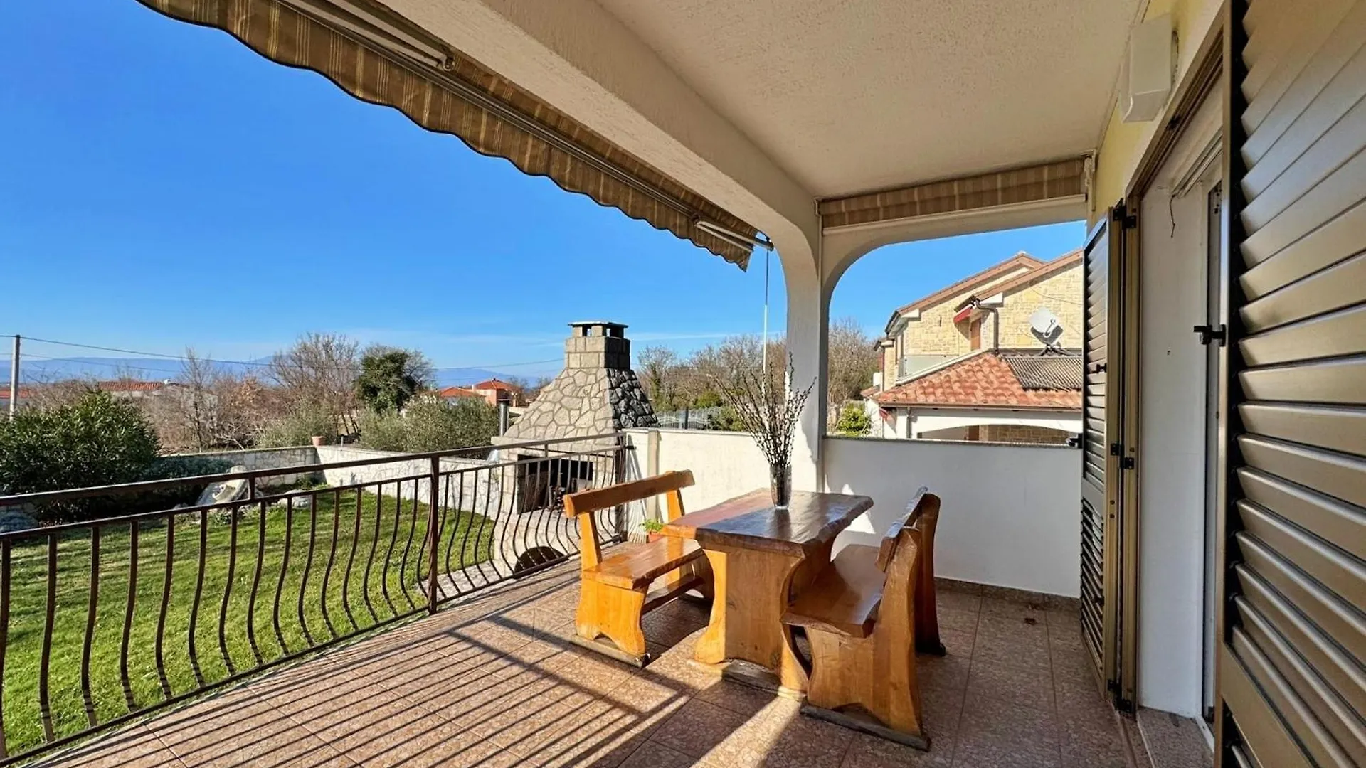 Apartments With A Parking Space Nska, Krk - 23878 Malinska