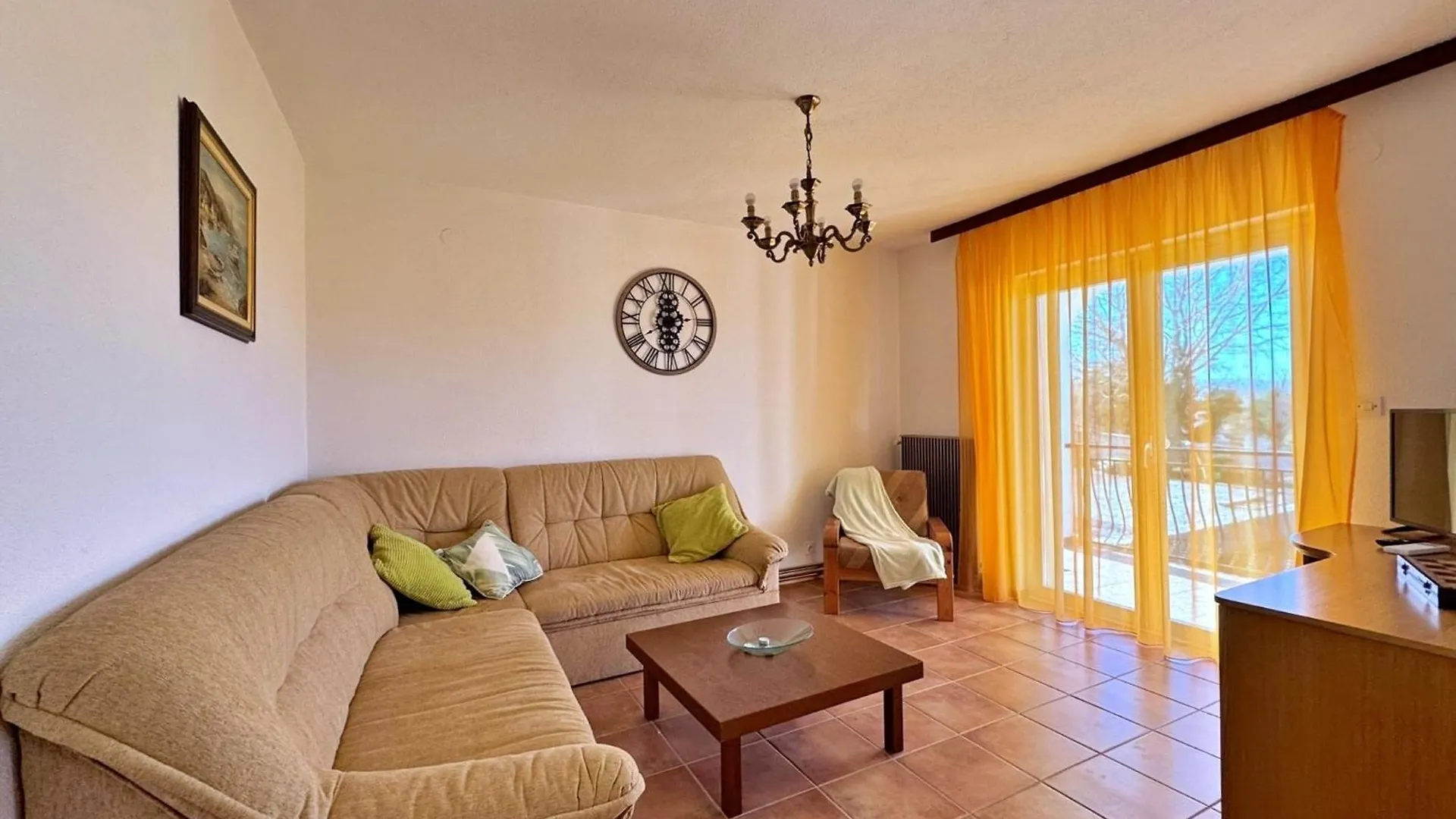 Apartments With A Parking Space Nska, Krk - 23878 Malinska